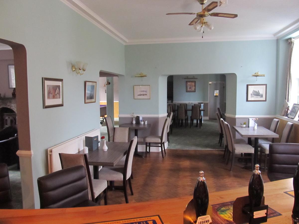 The Forest Inn Dartmoor Йелвертон Экстерьер фото