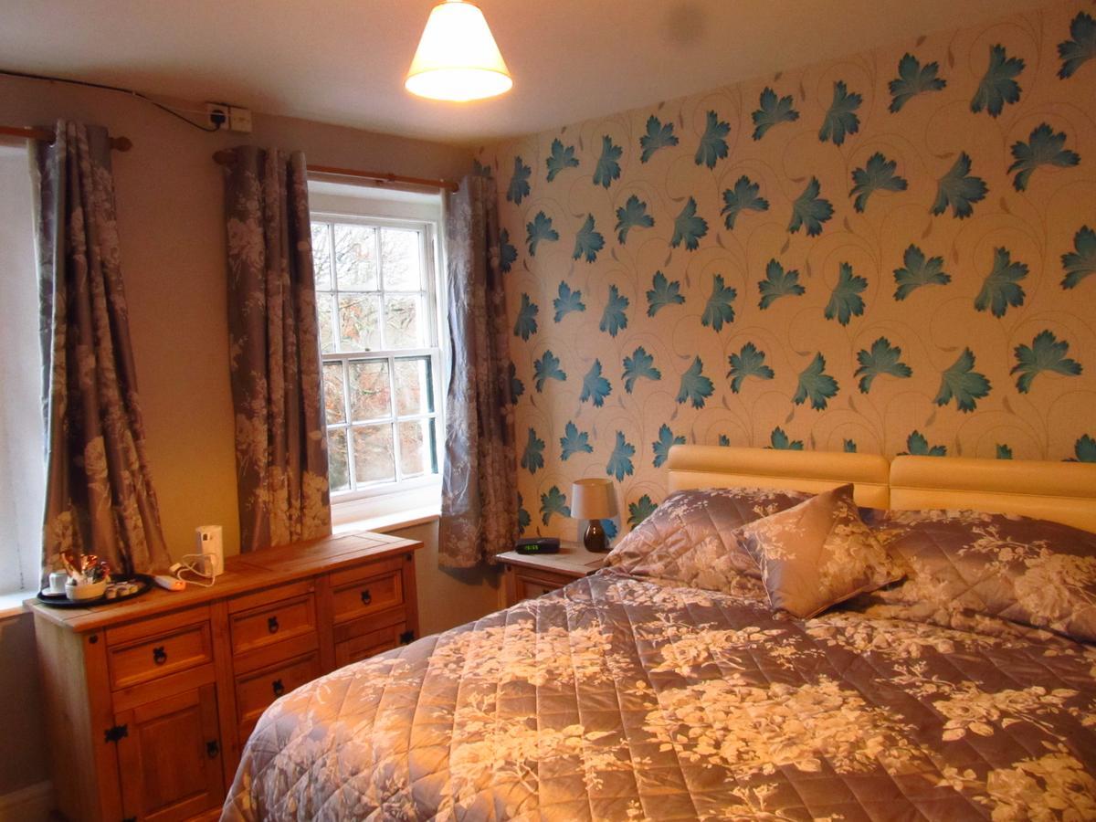 The Forest Inn Dartmoor Йелвертон Экстерьер фото
