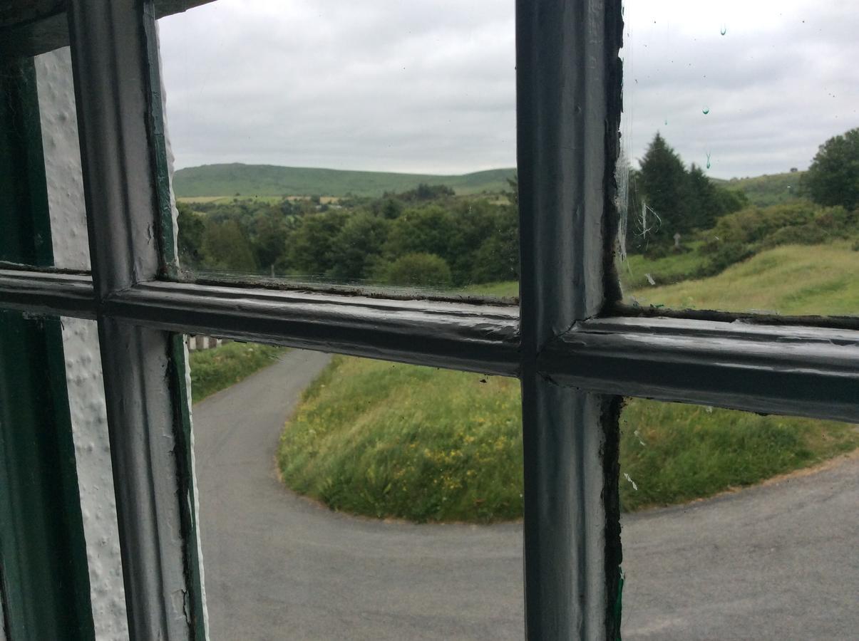 The Forest Inn Dartmoor Йелвертон Экстерьер фото